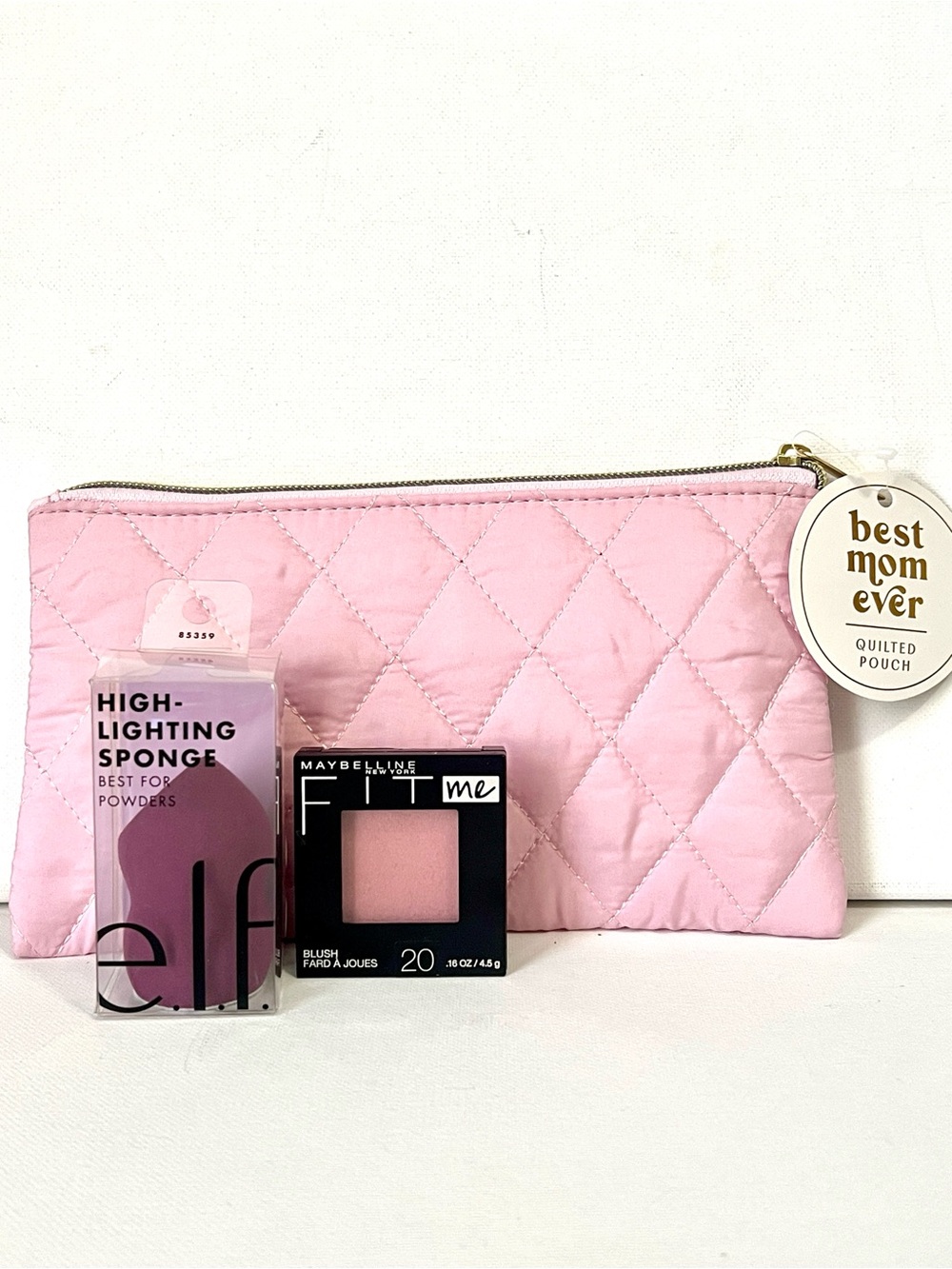 NWT Make-Up Bundle Maybelline Pink Blush & Purple Highlighting Sponge Set
